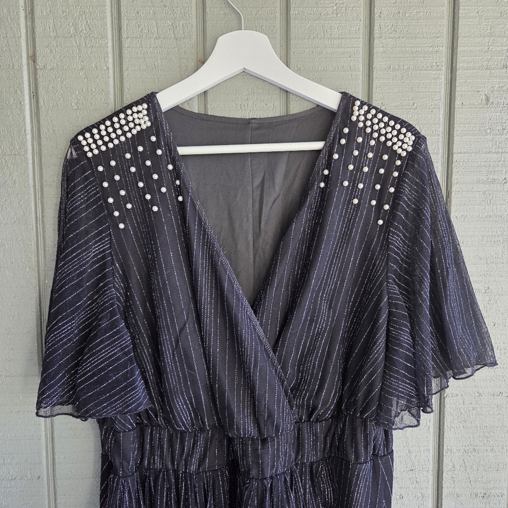 XL Elegant Black Party dress beaded shoulders flutter sleeves - Picture 4 of 9